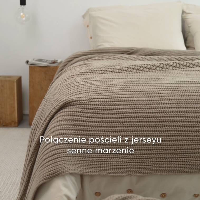 Dobierz idealny zestaw pościeli z narzutą na łóżko