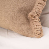 POSZEWKA 60X40 Z WEŁNY Z OZDOBNYM BRZEGIEM JASNOBRĄZOWA