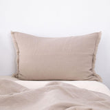 POSZEWKA 70X50 Z WEŁNY Z OZDOBNYM BRZEGIEM BEŻOWA