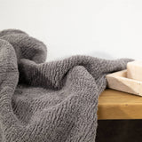 RĘCZNIK DO RĄK PREMIUM Z MIĘKKIEJ BAWEŁNY GRAFITOWY