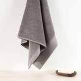 RĘCZNIK DO RĄK PREMIUM Z MIĘKKIEJ FROTTE GRAFITOWY