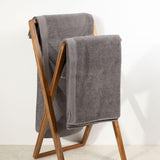 RĘCZNIK KĄPIELOWY PREMIUM Z MIĘKKIEJ FROTTE GRAFITOWY