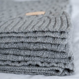 LUXURY BLANKET WITH PATTERN GRAY 