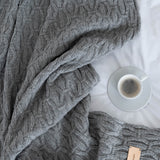 LUXURY BLANKET WITH PATTERN GRAY 